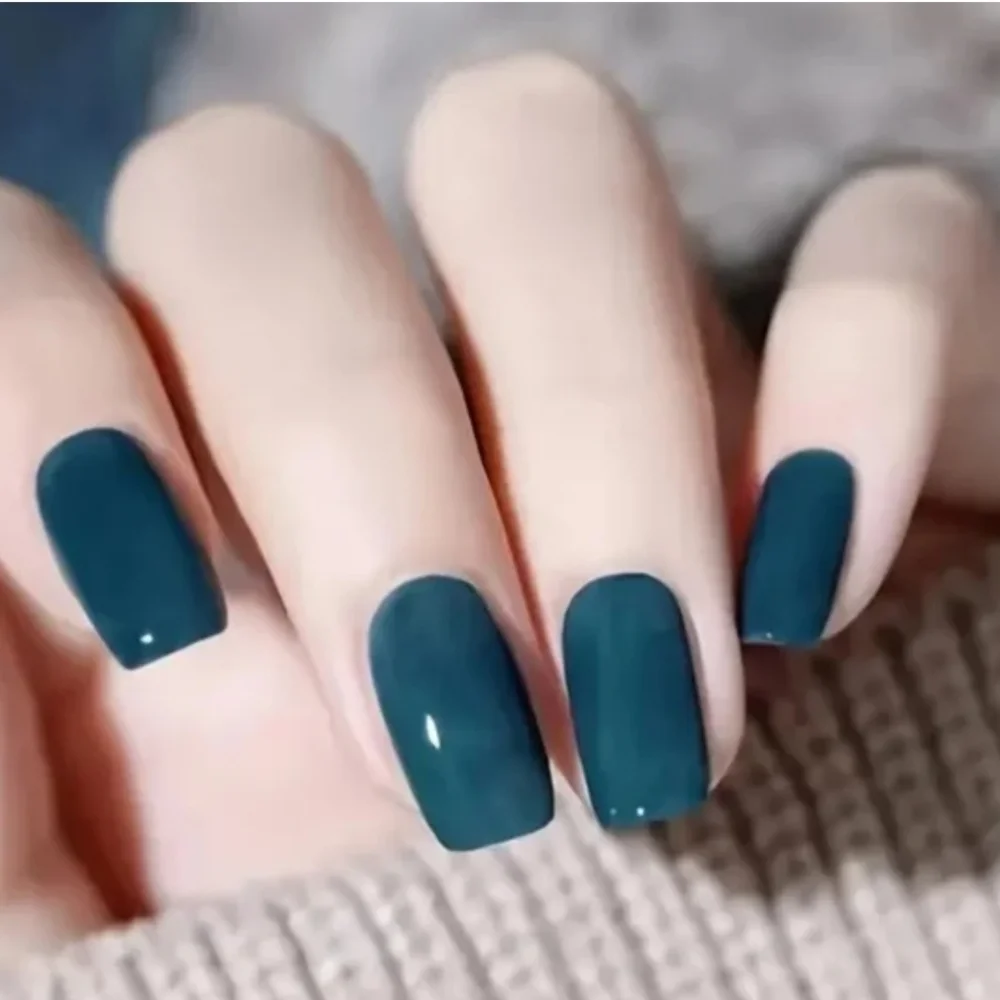 24 Pieces Fake Press On Nails
